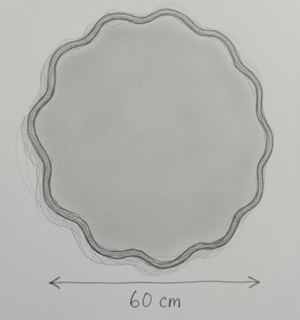 Miroir Vague d'or 60 cm en métal doré, forme ondulée élégante