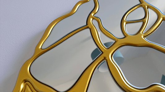 Comment entretenir son miroir pour qu’il reste éclatant ? - OrnaMura
