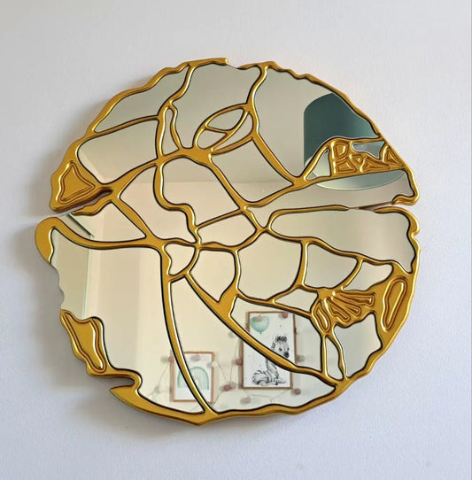 Miroir Éclat Doré 60 cm – Cadre en bois doré, design géométrique moderne - OrnaMura